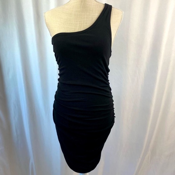 L’Space Dresses & Skirts - New L’Space Alana Black One Shoulder Mini Dress Woman’s Sz Large NWOT